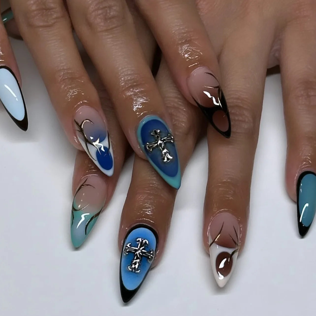 Silver Spider Gothic Press-On Nails - 24 Piece Set