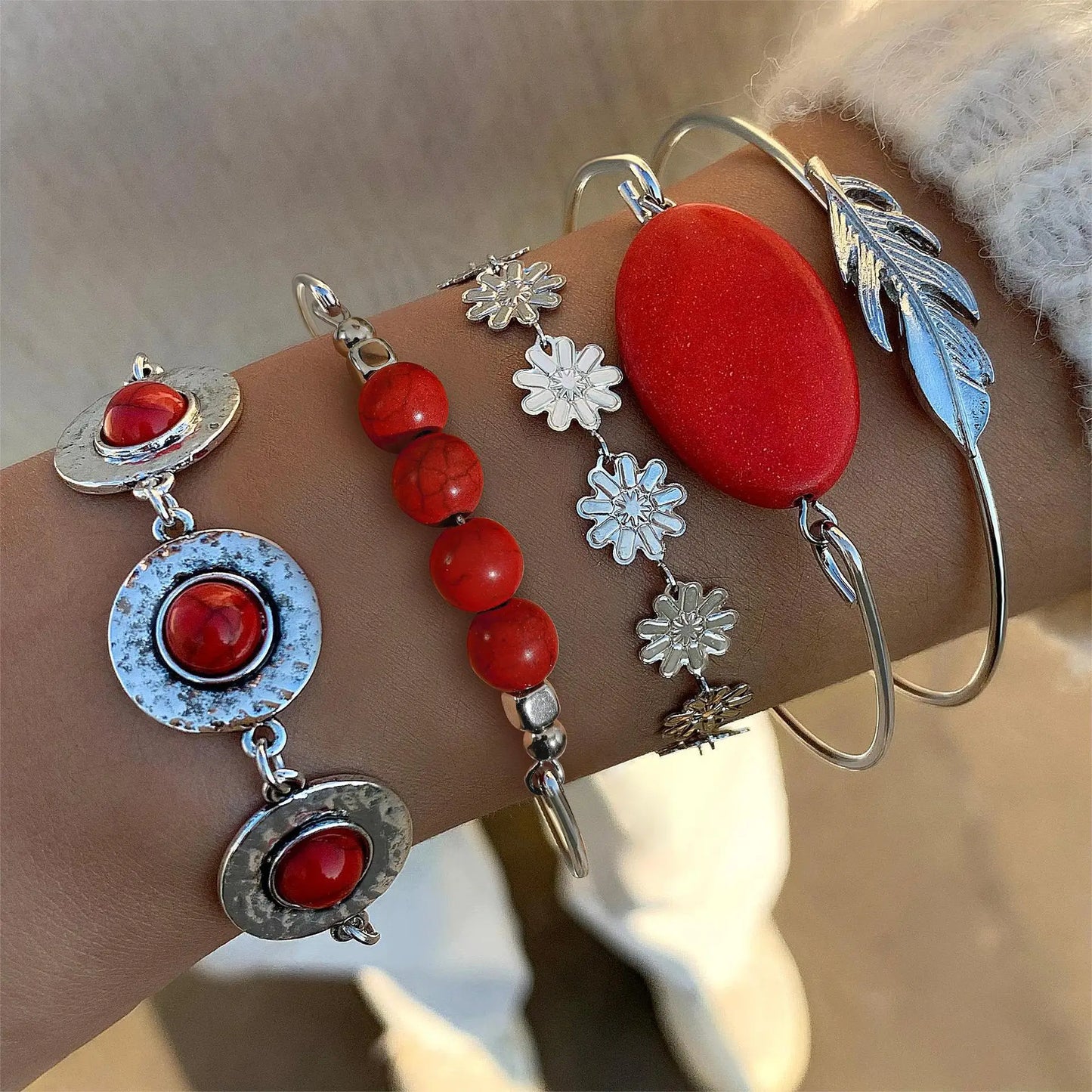 Vintage Turquoise Bracelet Set - 5-Piece Bohemian Feather & Flower Bangles