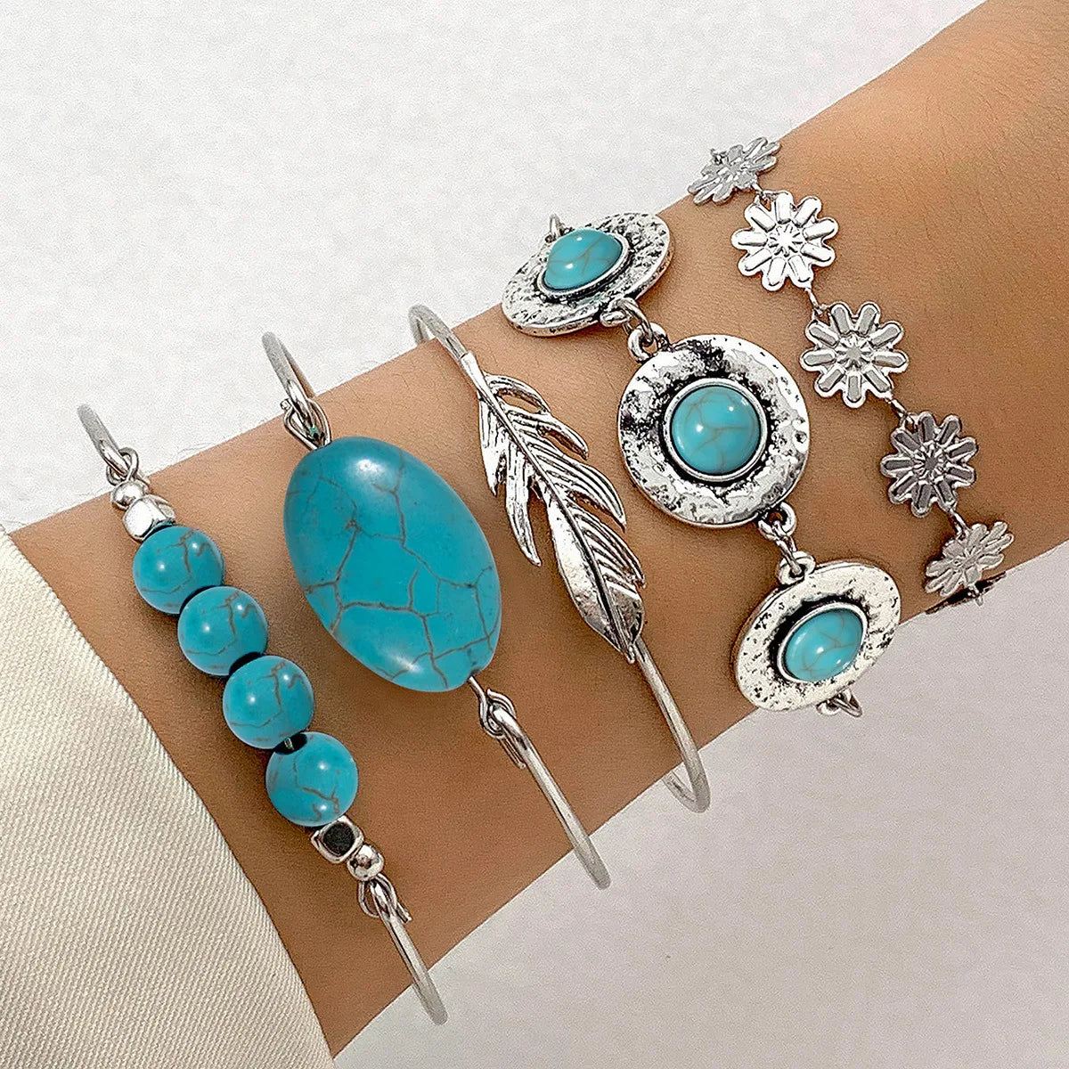 Vintage Turquoise Bracelet Set - 5-Piece Bohemian Feather & Flower Bangles