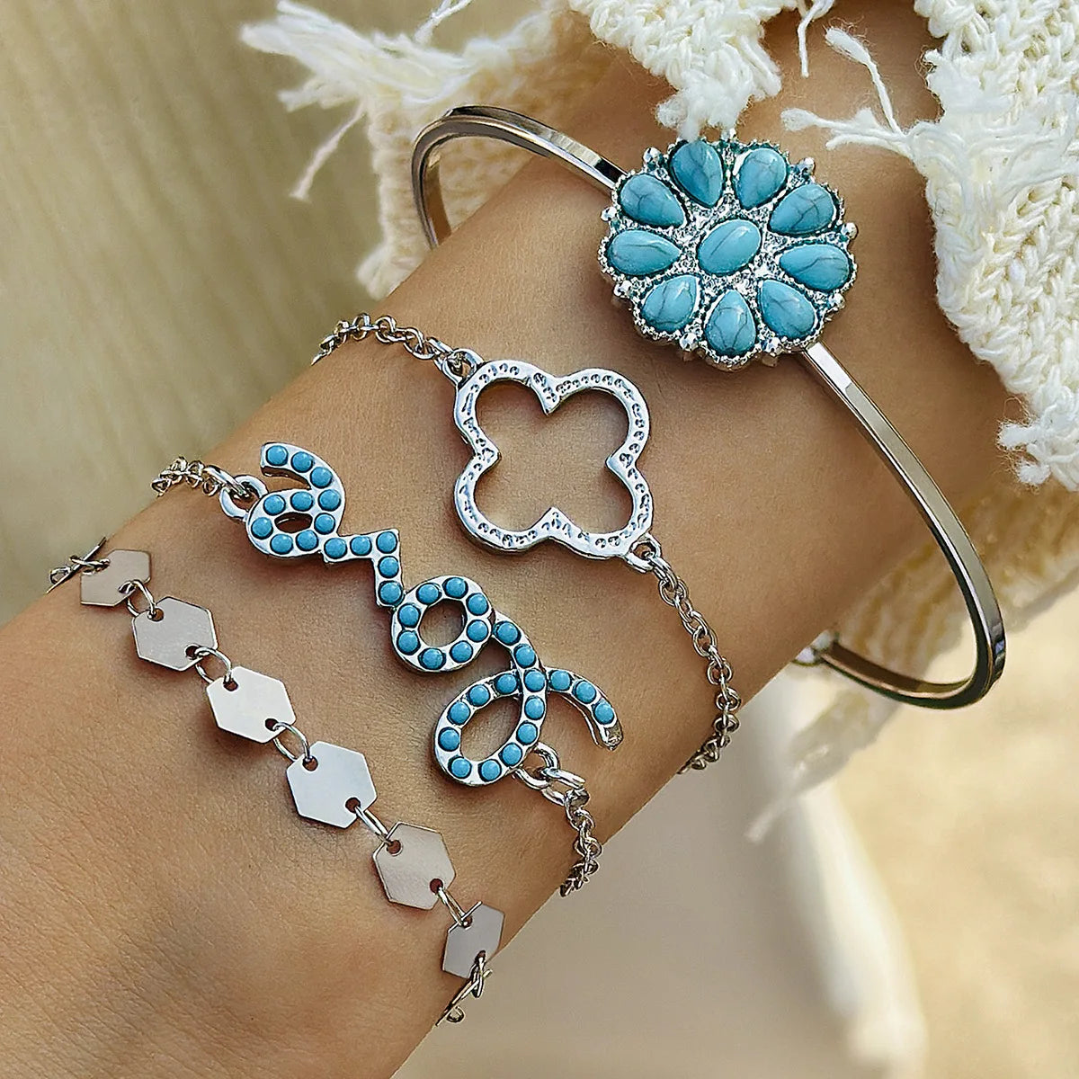 Vintage Turquoise Bracelet Set - 5-Piece Bohemian Feather & Flower Bangles